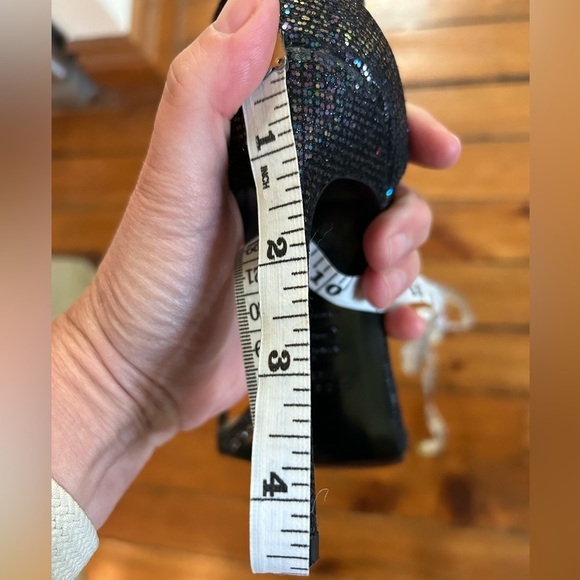 Stuart Weitzman Nudistong Glitter Heel, size 7.5 - Picture 13 of 15